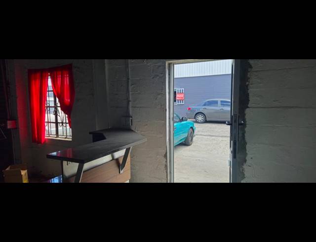 INDUSTRIAL PROPERTY TO RENT IN ELSIES RIVER INDUSTRIAL